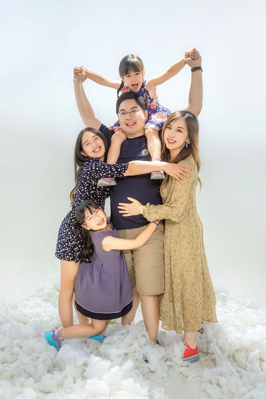 高雄小孩全家福攝影 家庭創意合照