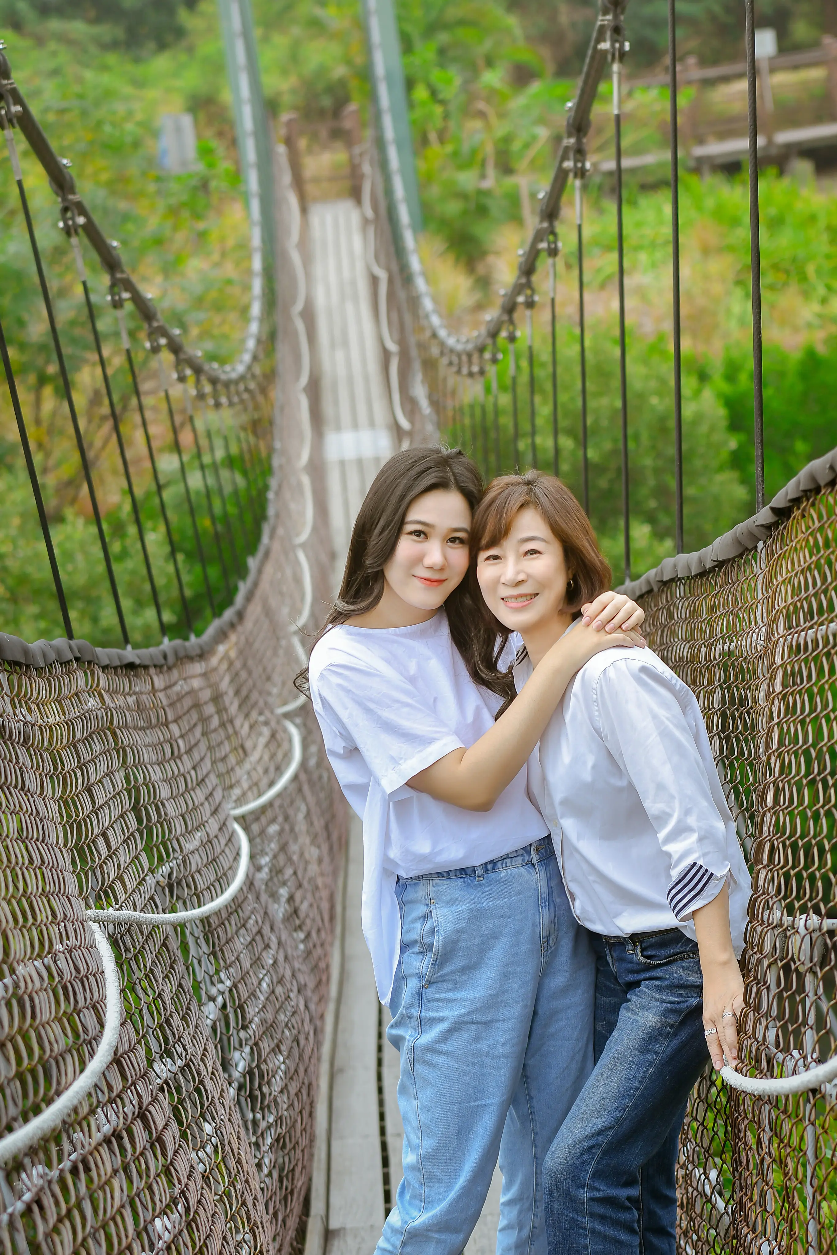 母女戶外合影紀錄幸福陪伴時光，高雄全家福攝影